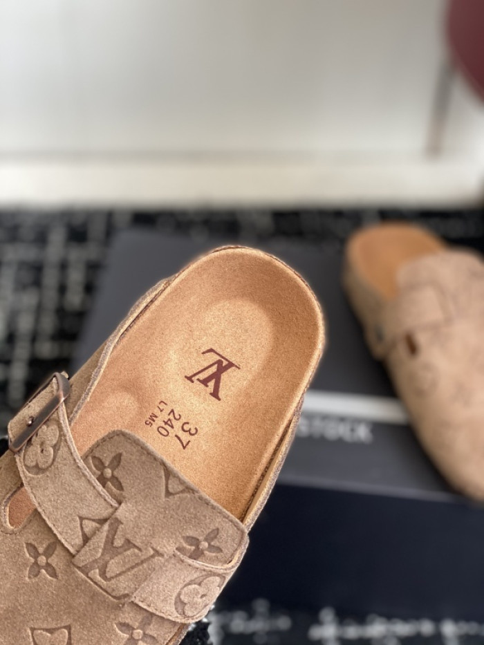 L0VT SANDAL