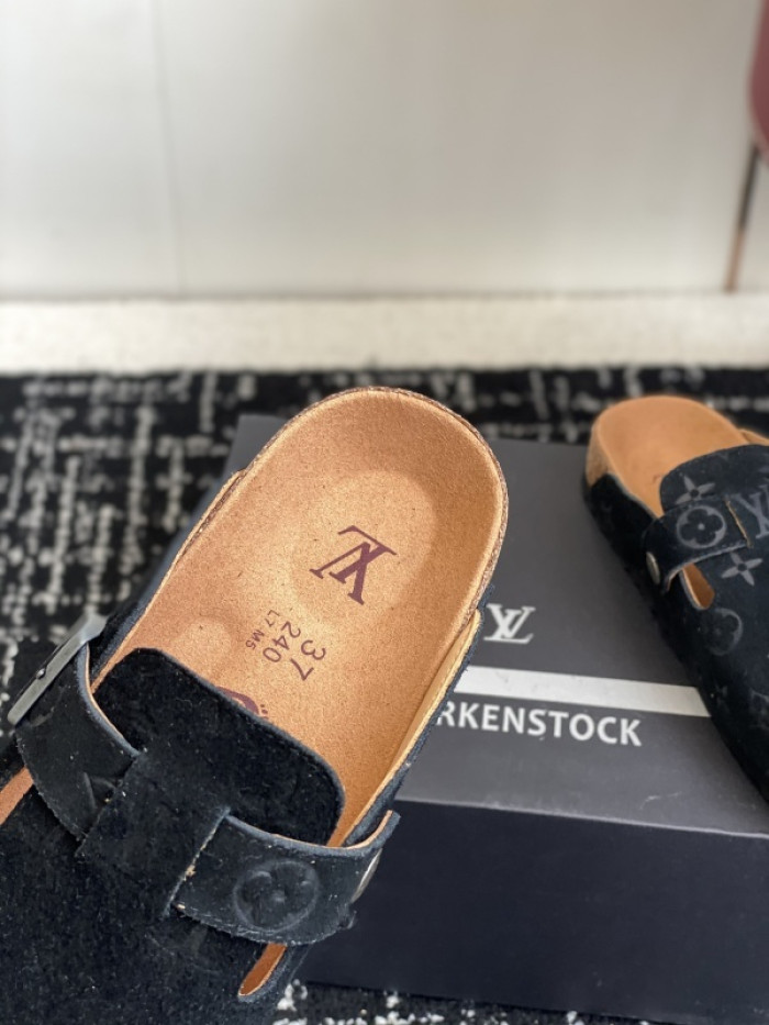 L0VT SANDAL