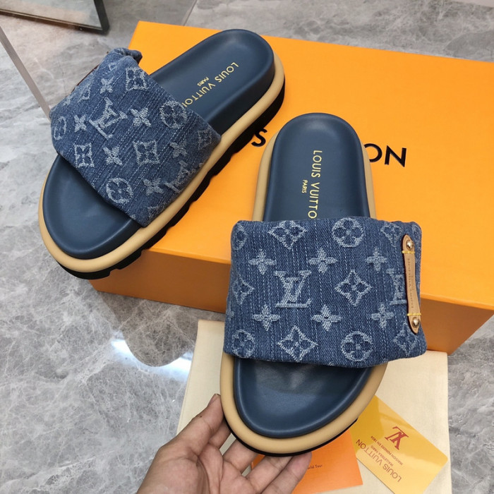 L0VT SANDAL