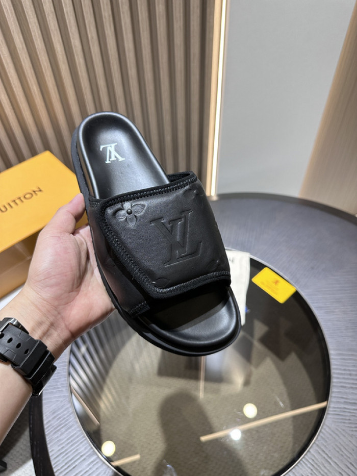 L0VT SANDAL