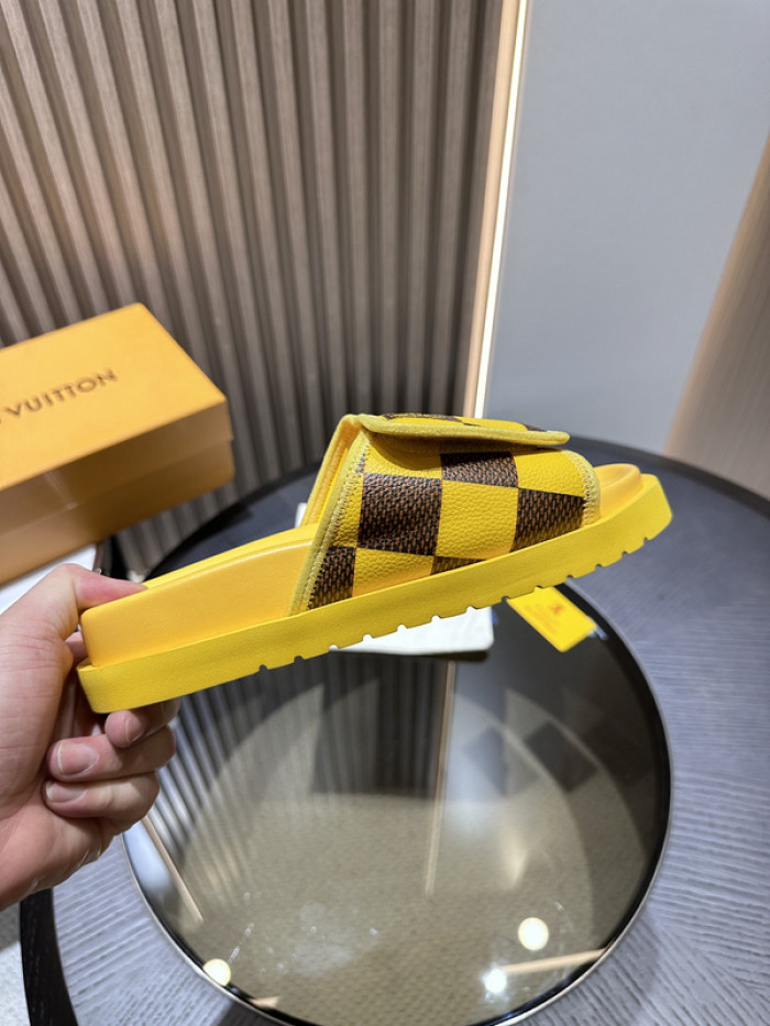 L0VT SANDAL