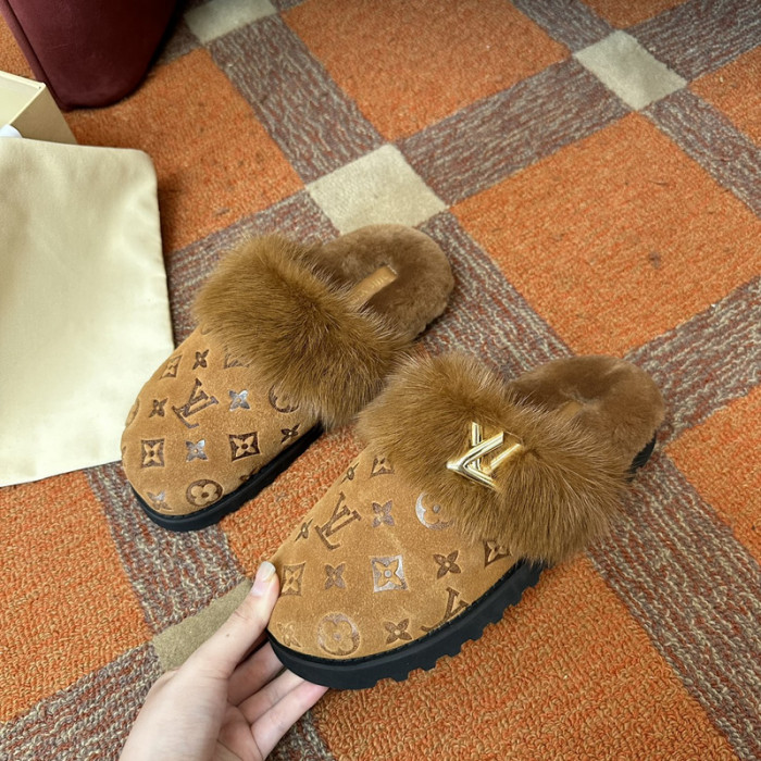 L0VT SANDAL