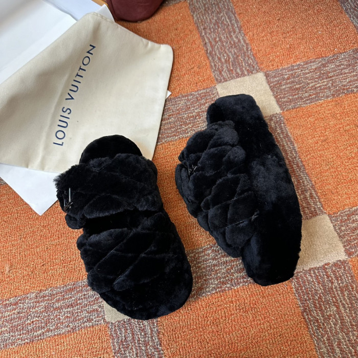 L0VT SANDAL