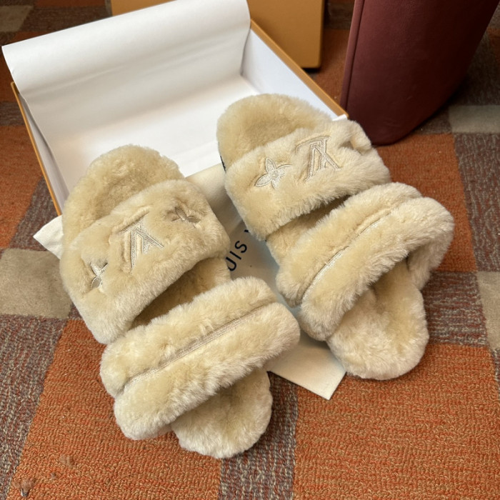 L0VT SANDAL