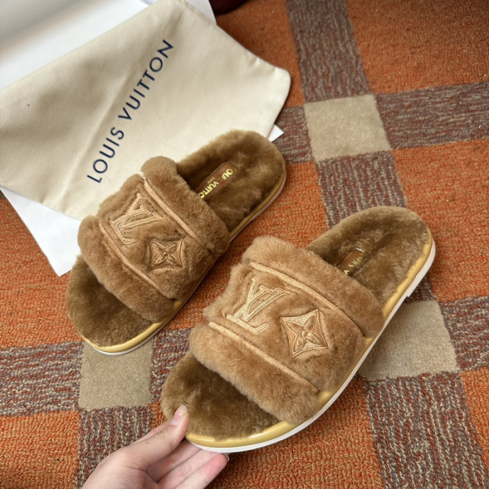 L0VT SANDAL