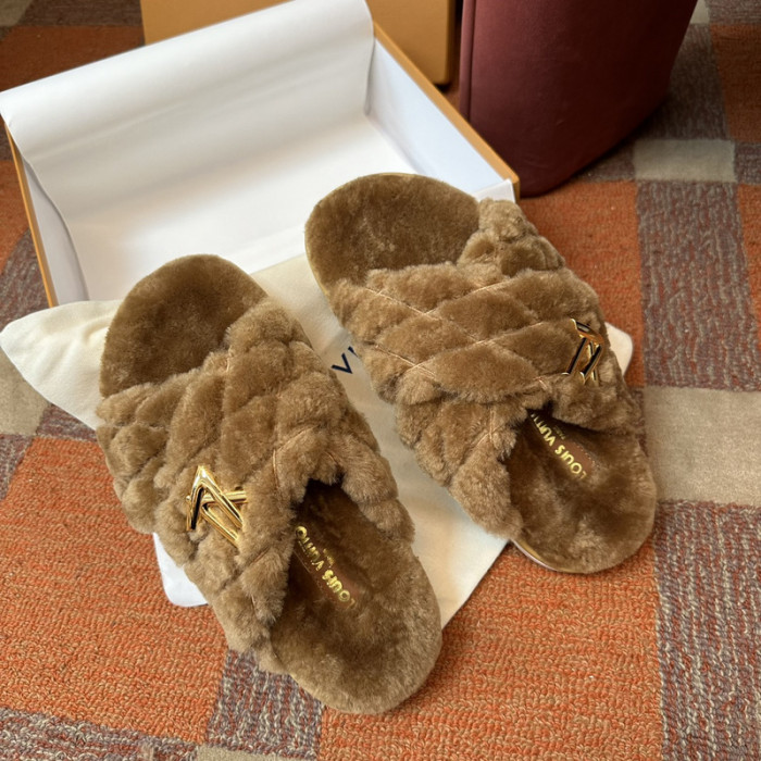 L0VT SANDAL