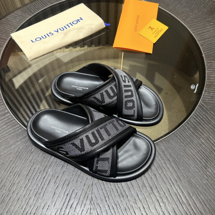 L0VT SANDAL