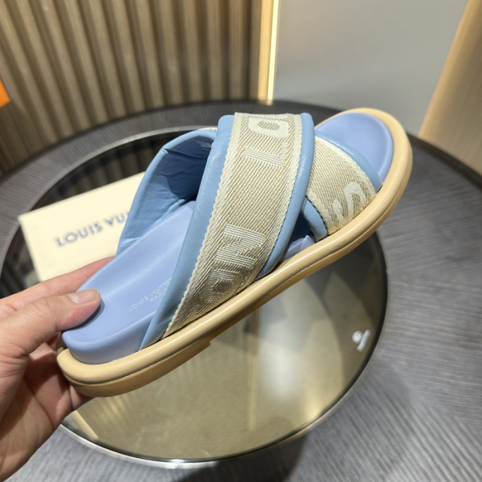 L0VT SANDAL