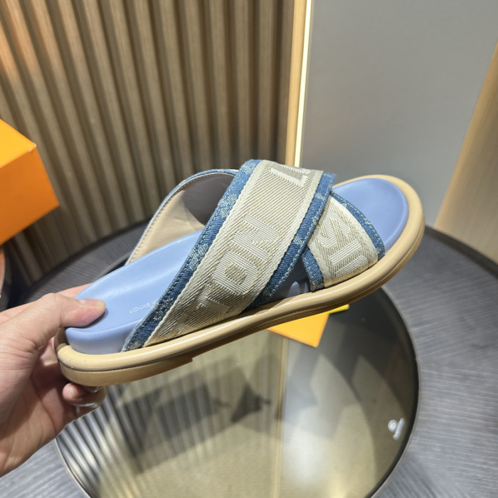 L0VT SANDAL