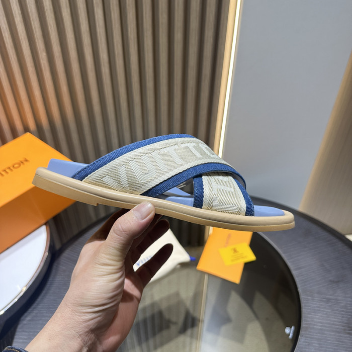 L0VT SANDAL
