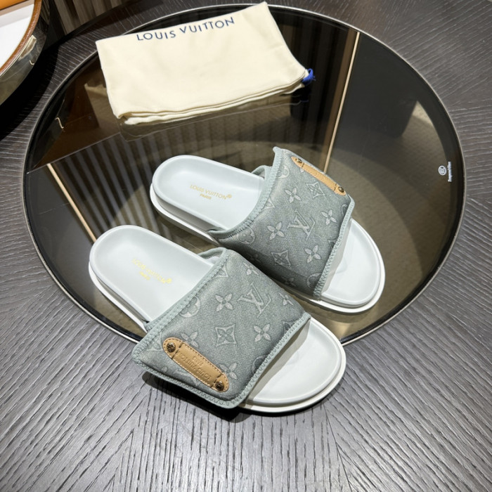 L0VT SANDAL