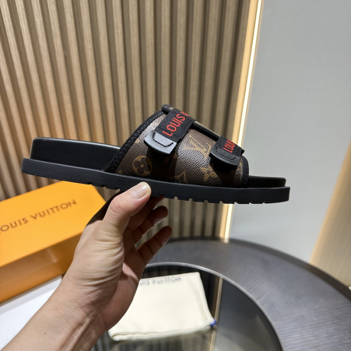 L0VT SANDAL