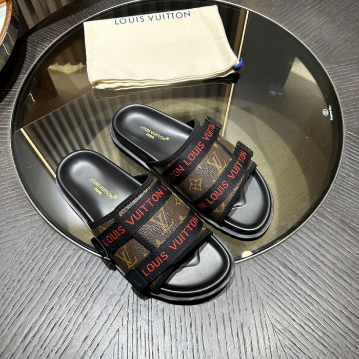 L0VT SANDAL