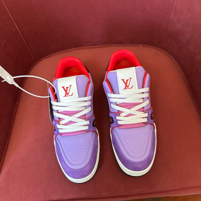 L0VT SNEAKER