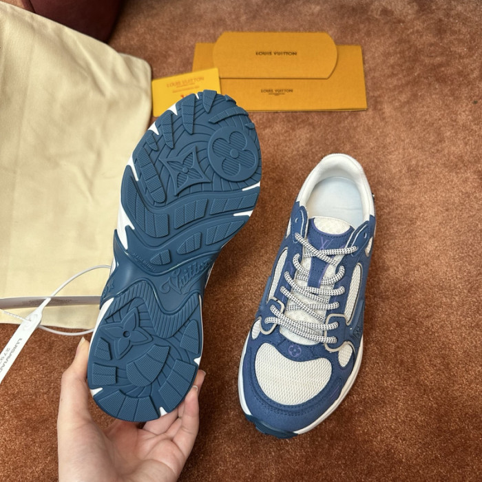 L0VT SNEAKER