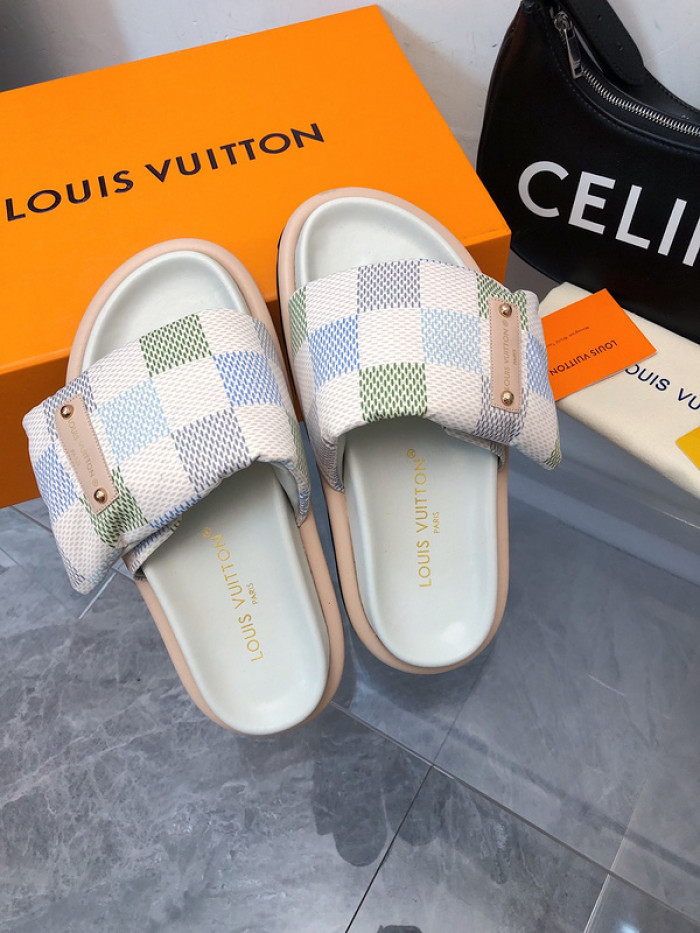 L0VT SANDAL
