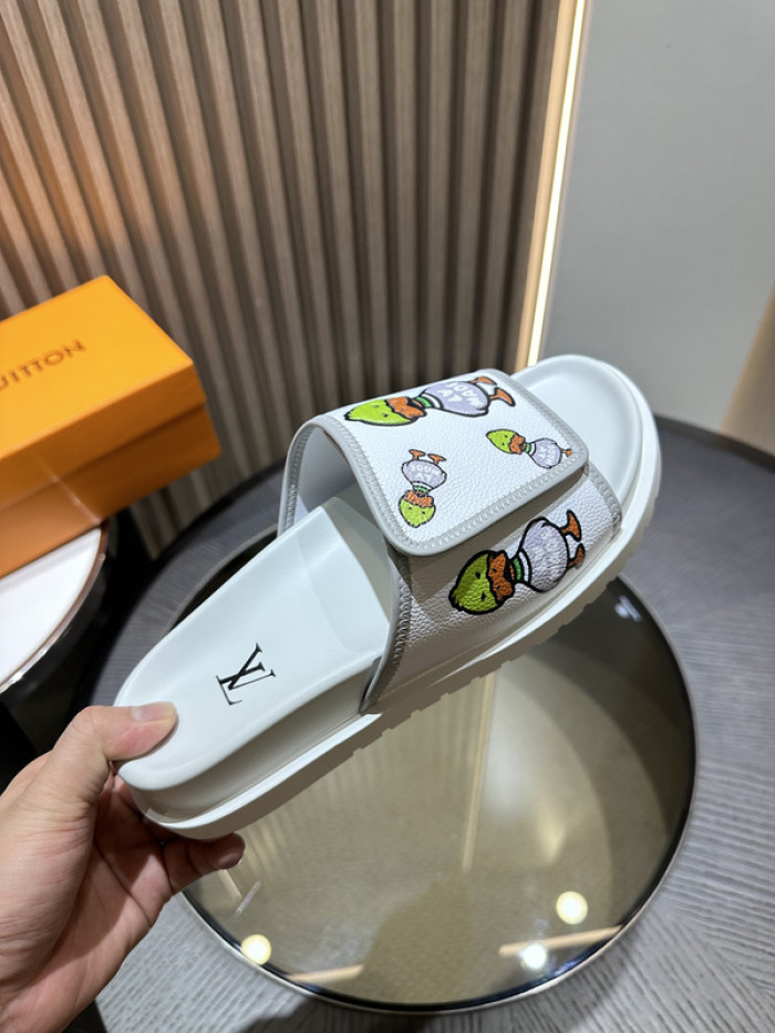 L0VT SANDAL