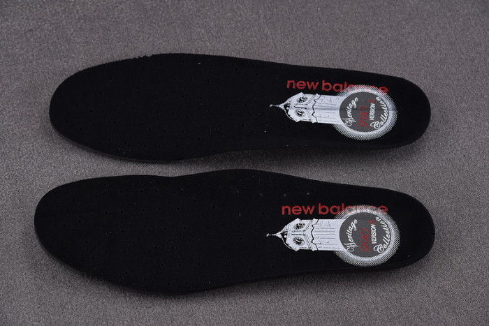 NEW BALAN& SNEKAER