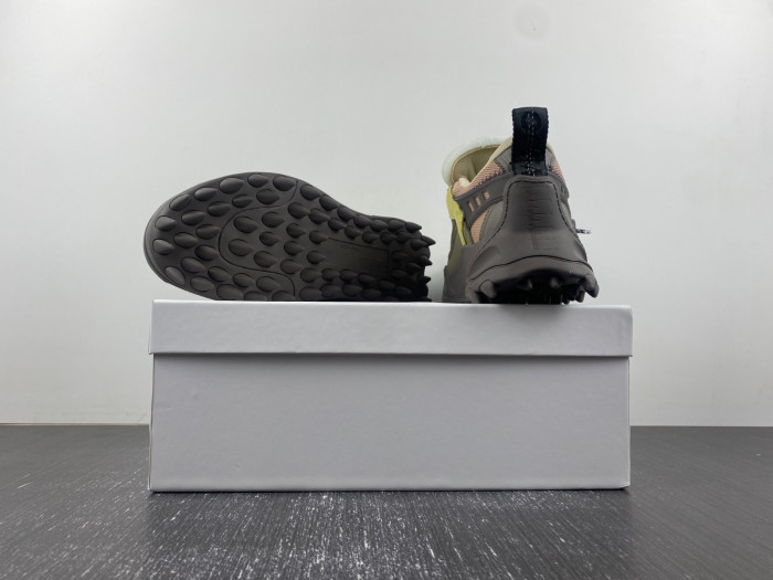OFW SNEAKER