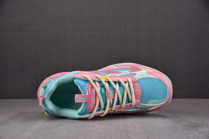 OFW SNEAKER