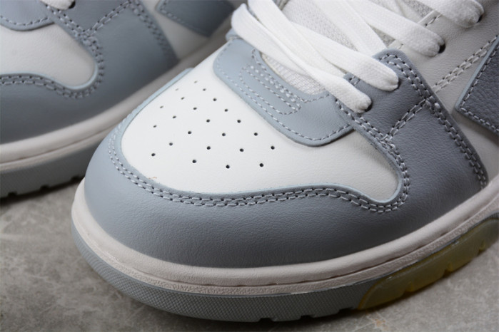 OFW SNEAKER