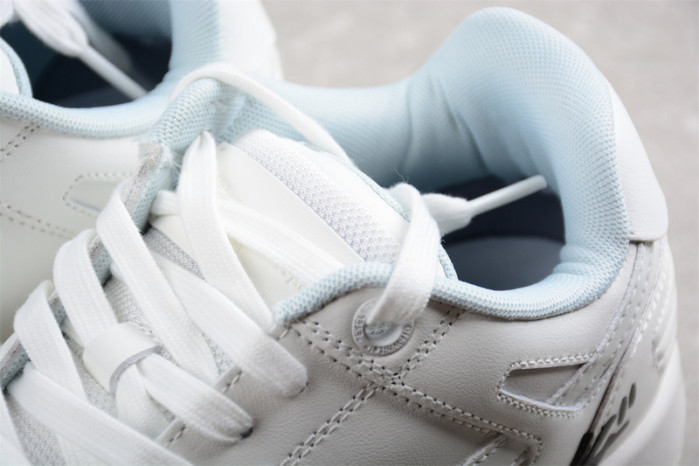 OFW SNEAKER