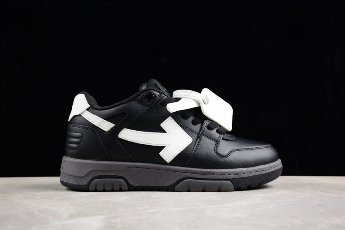 OFW SNEAKER