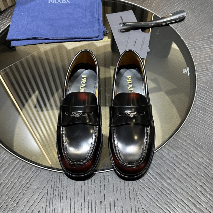 PRAD SNEAKER