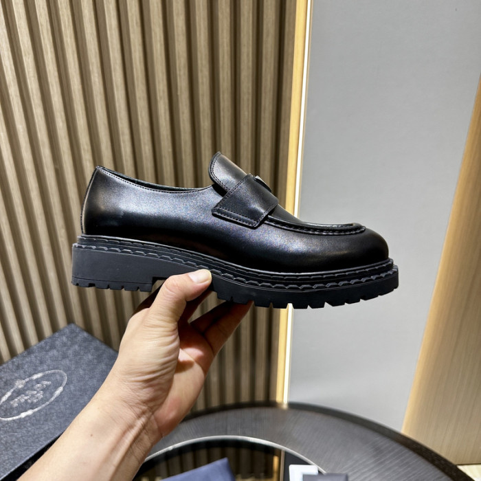 PRAD SNEAKER